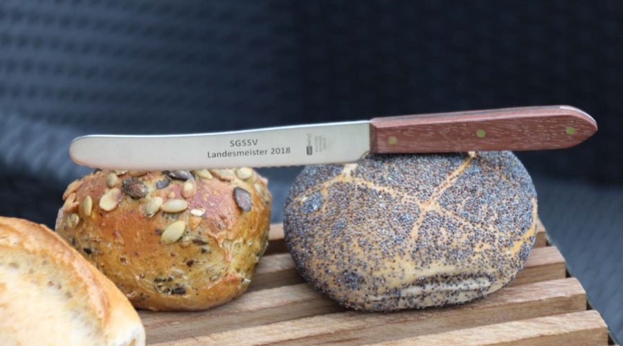 3205 Brötchenmesser mit Griff aus Bubingaholz
